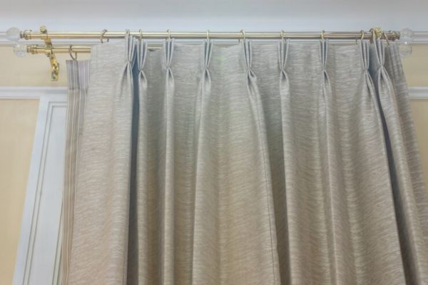 Top Eyelet Window Curtain Shop in Dubai