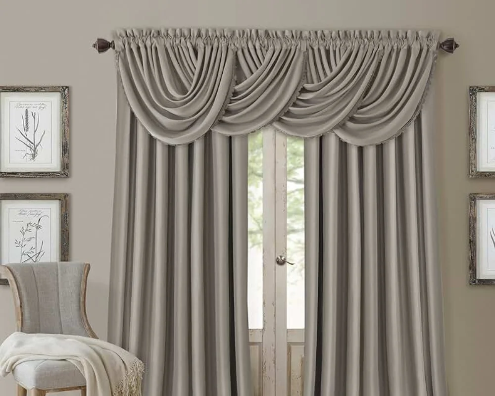 Stylish curtains Dubai