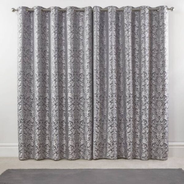 Eden Silver Lined Eyelet Curtains - Image 3