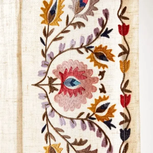 Hani Embroidered Hidden Tab Top Single image 3