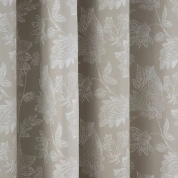 Tammi Trail Blackout Eyelet Curtains image 2