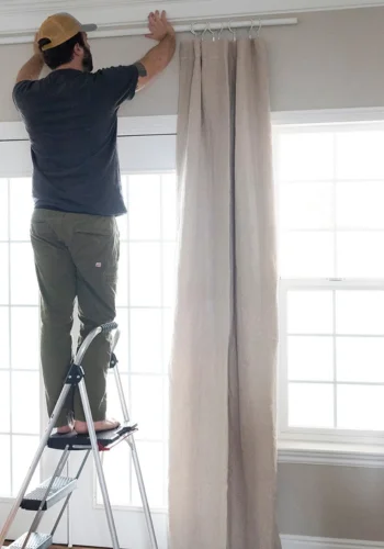 Trusted curtain installation team in Dubai